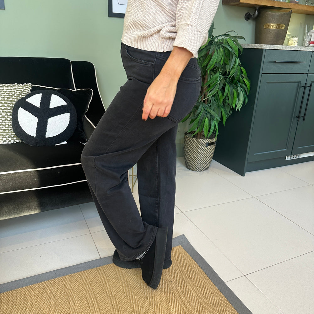 Lola Jeans Black - Blush Boutique Essex