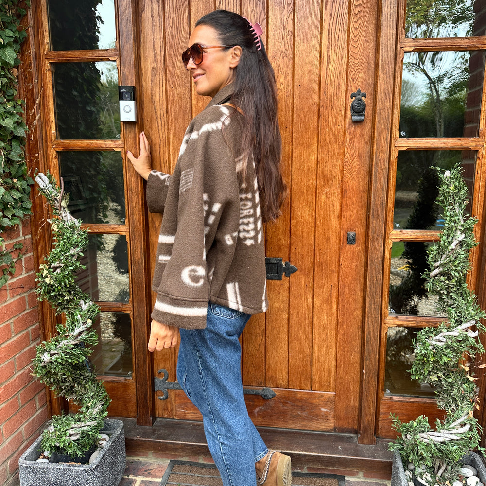 Zina Cape Bomber