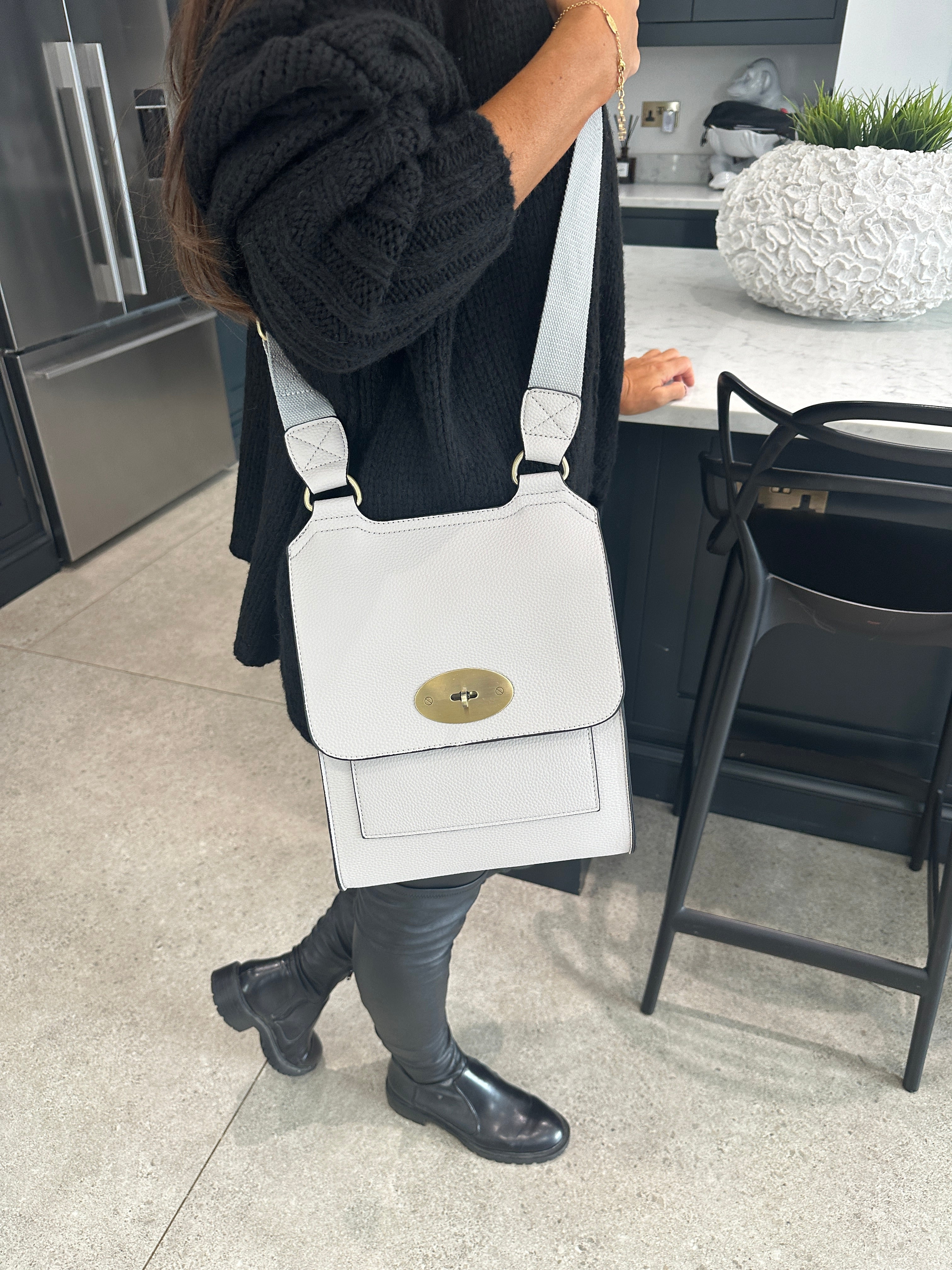 Crossbody Flap Bag - Blush Boutique Essex