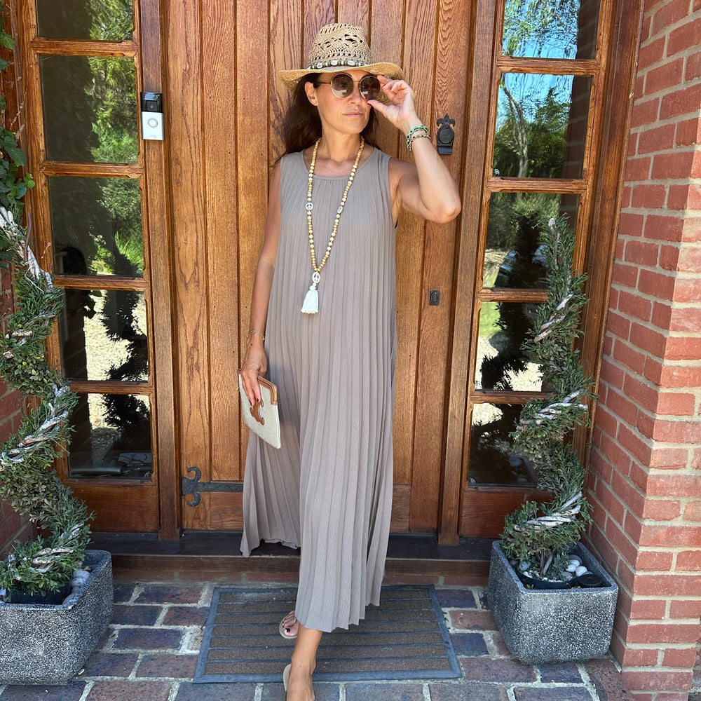 Mia Pleated Maxi