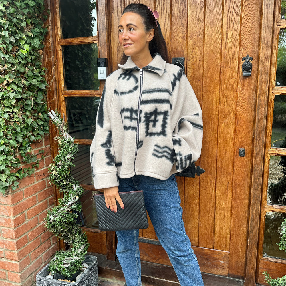 Zina Cape Bomber