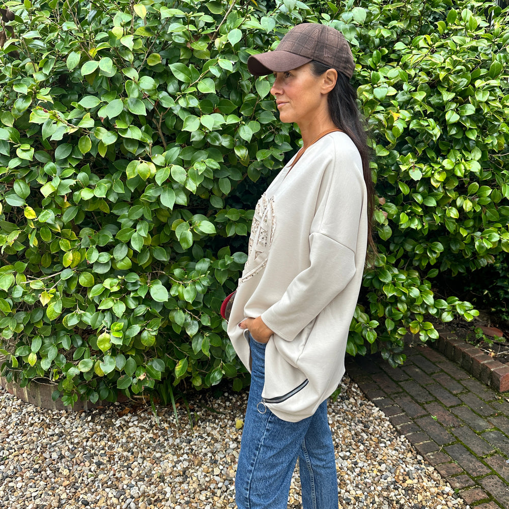 Jax Heart Sweatshirt - Blush Boutique Essex