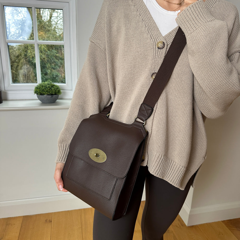 Crossbody Flap Bag - Blush Boutique Essex