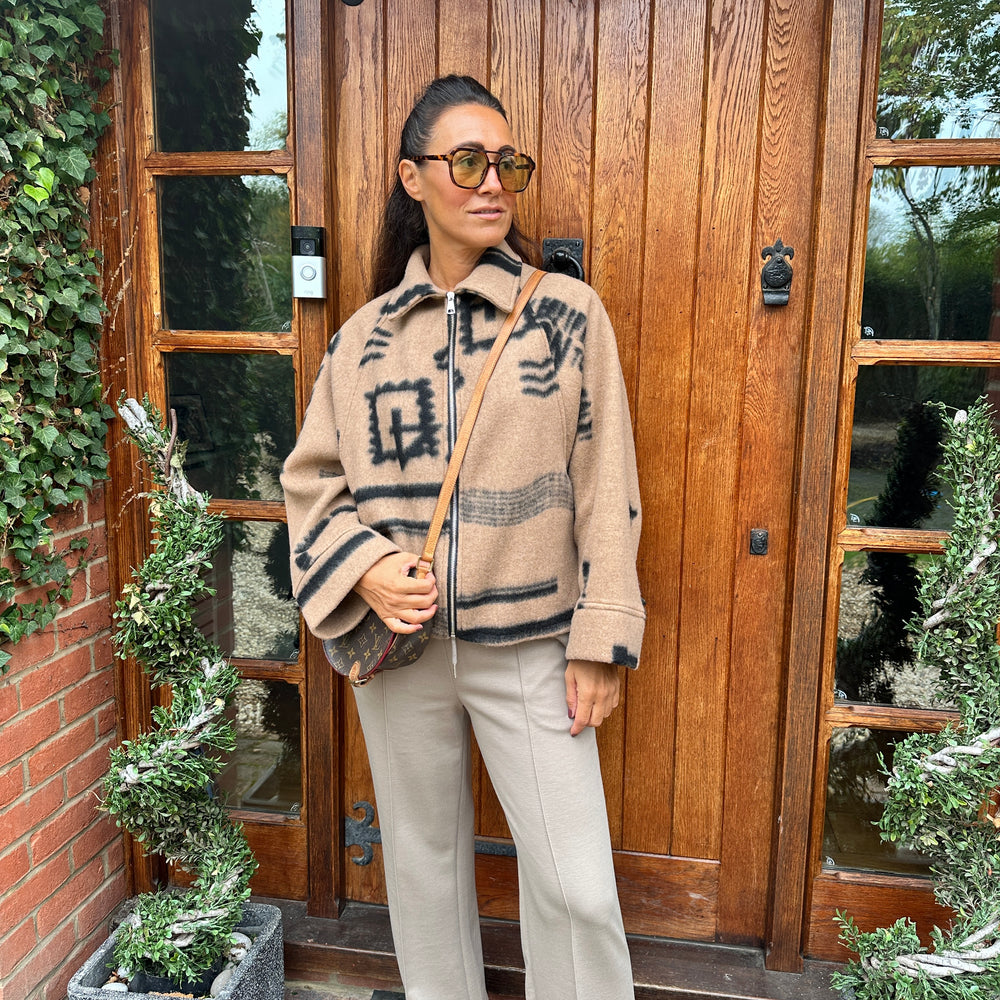 Zina Cape Bomber
