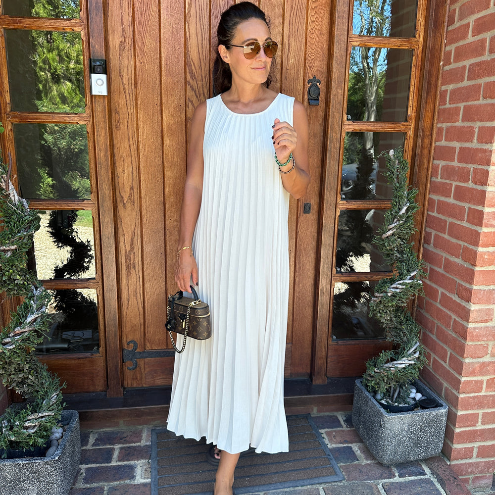 Mia Pleated Maxi