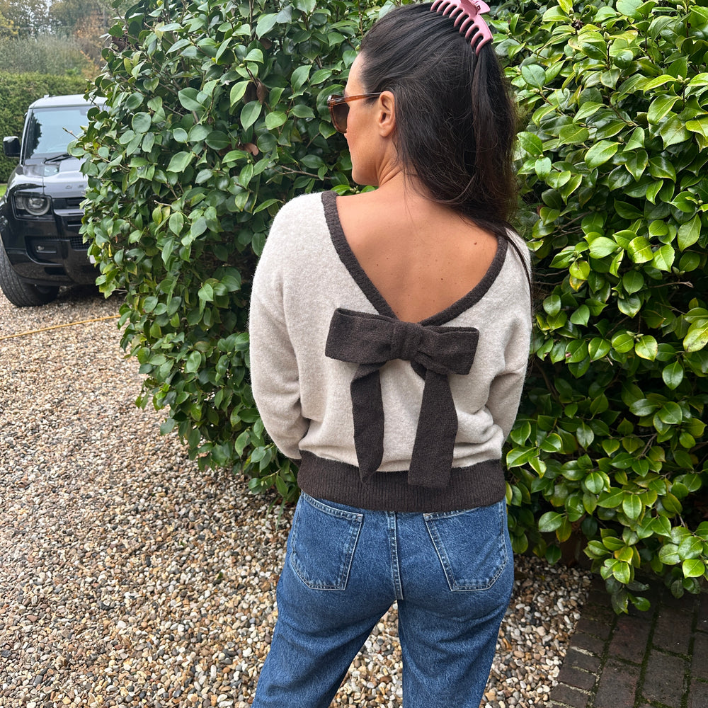 Peta Bow Jumper