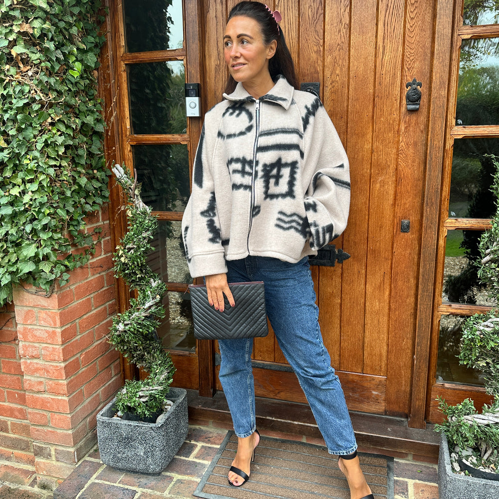 Zina Cape Bomber