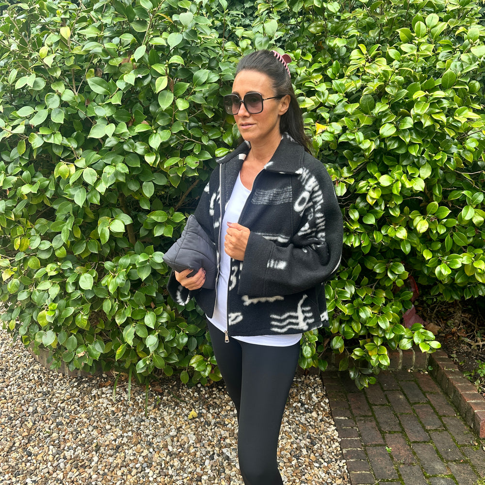 Zina Cape Bomber
