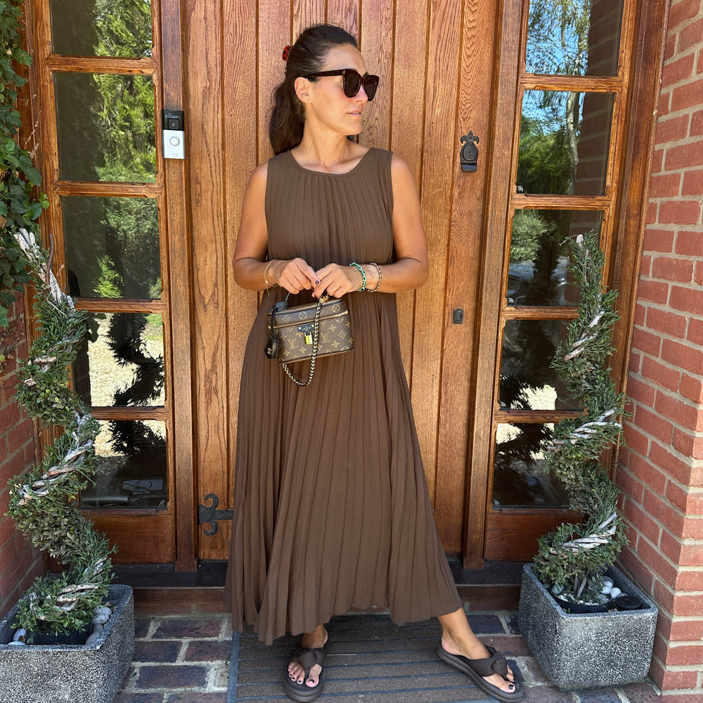 Mia Pleated Maxi