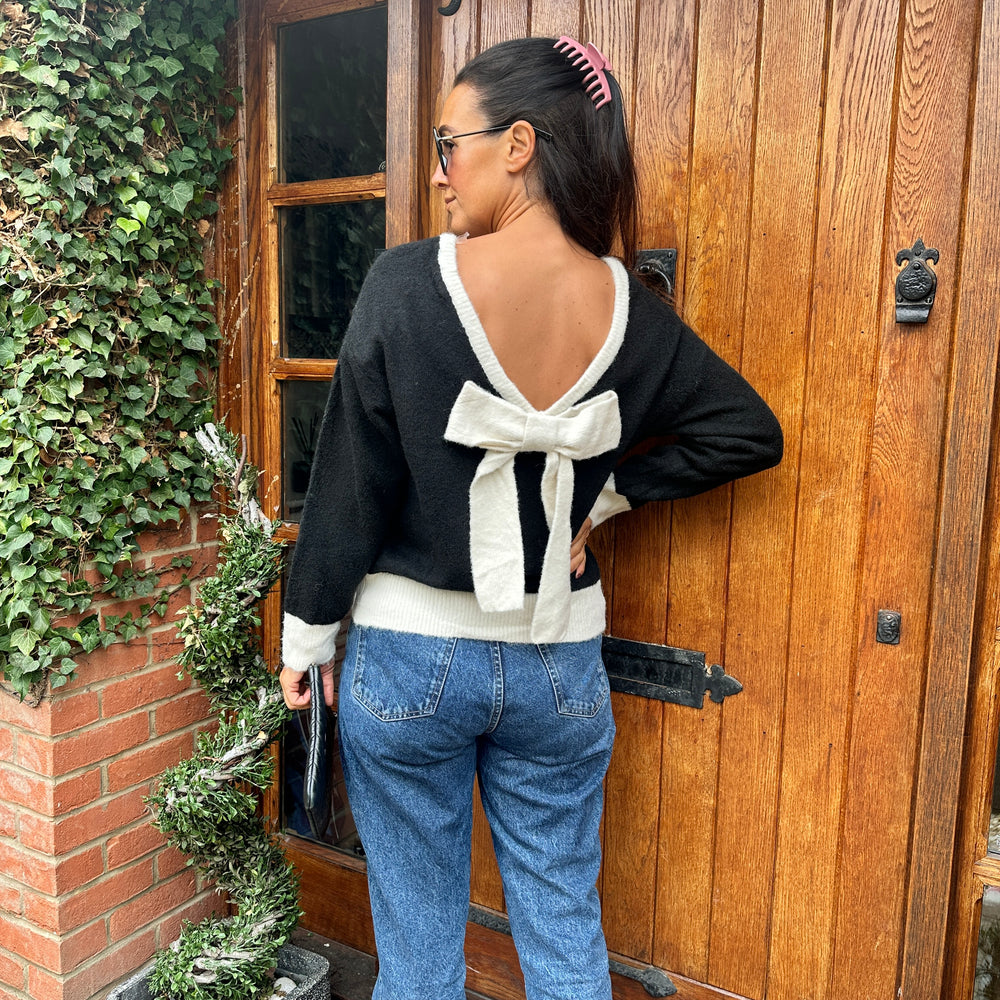 Peta Bow Jumper