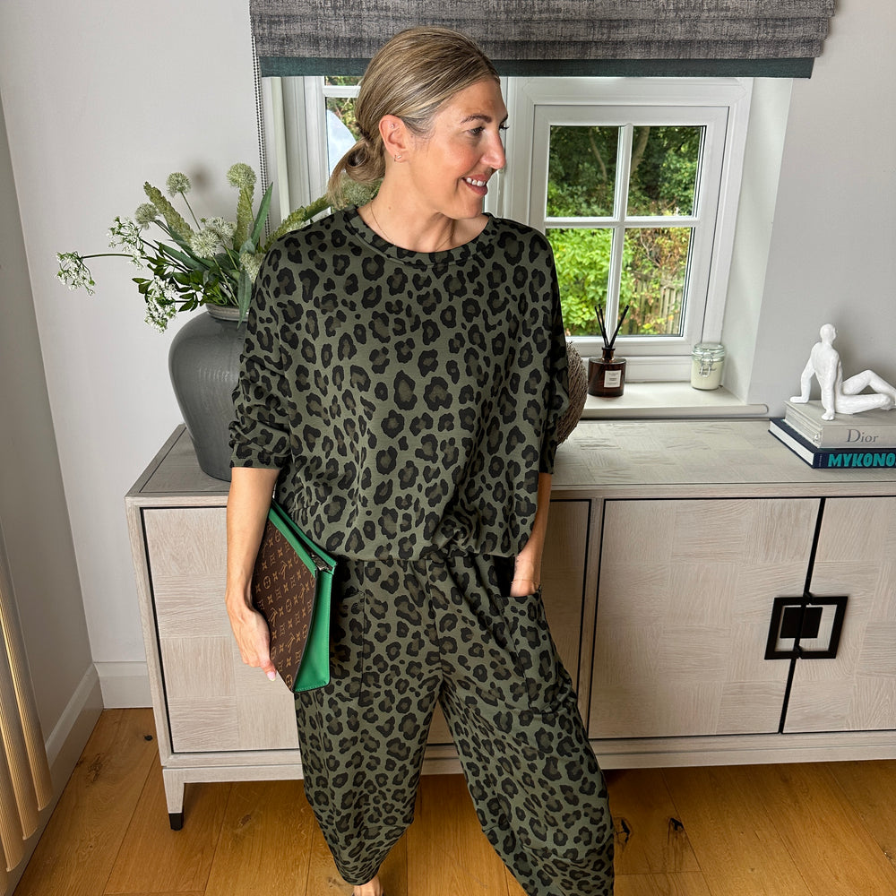 Leon Leopard Tracksuit