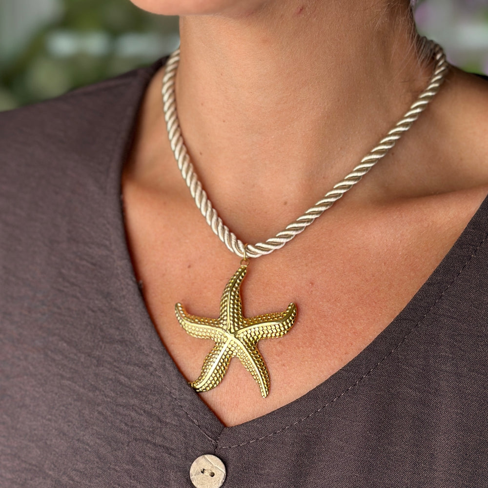 Stella Star Necklace - Blush Boutique Essex