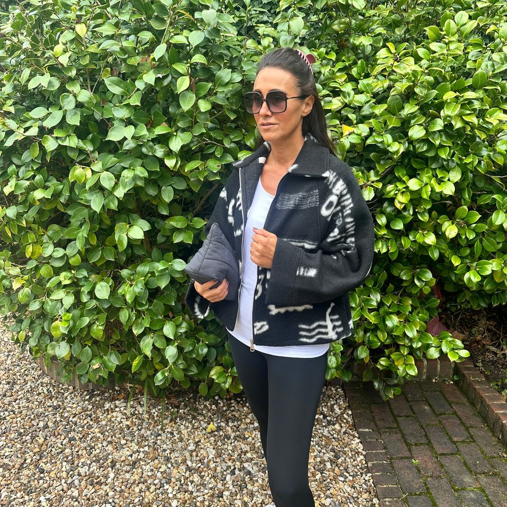Zina Cape Bomber