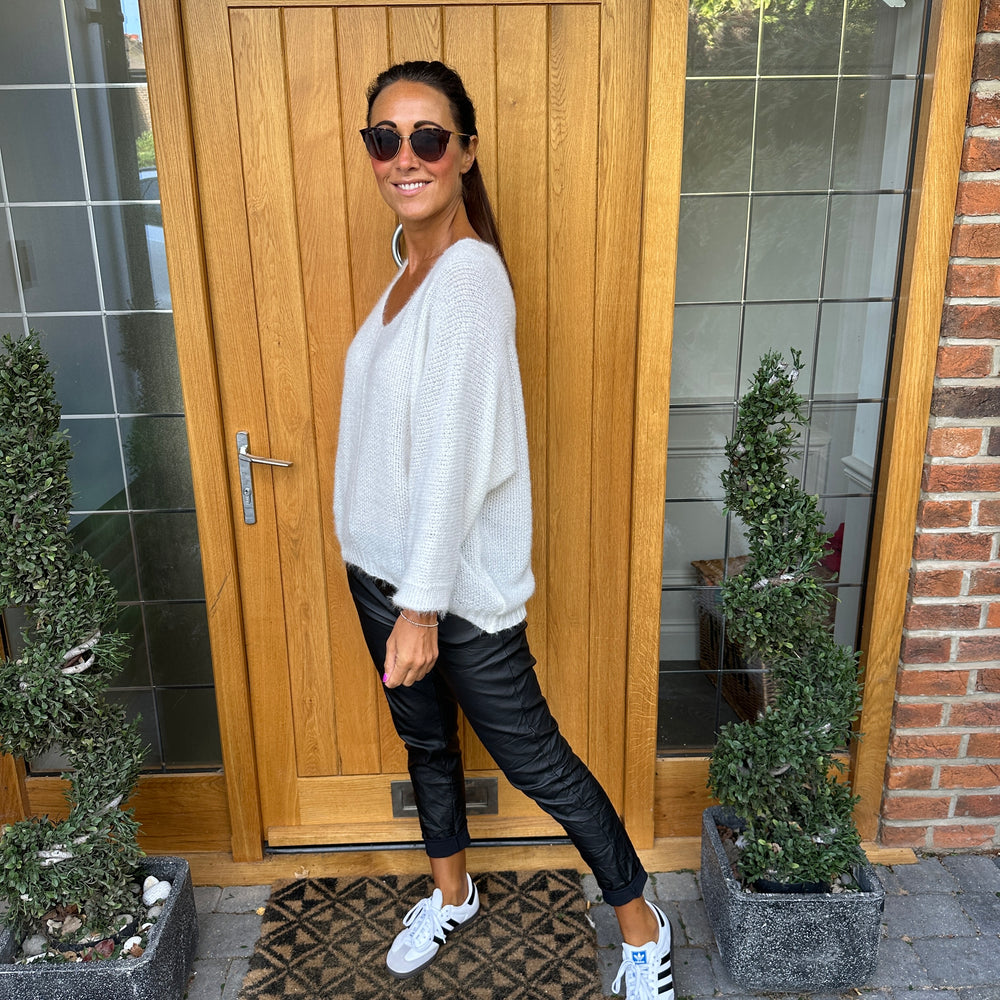 Cody Cosy Jumper - Blush Boutique Essex