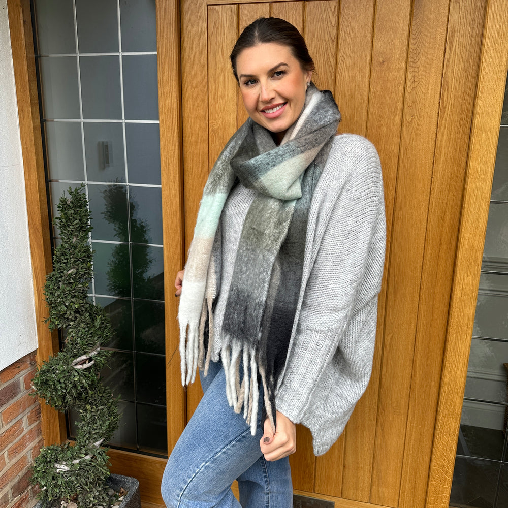 Chunky Scarf/Shawl - Blush Boutique Essex