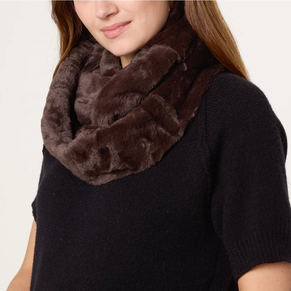 Faux fur snood - Blush Boutique Essex
