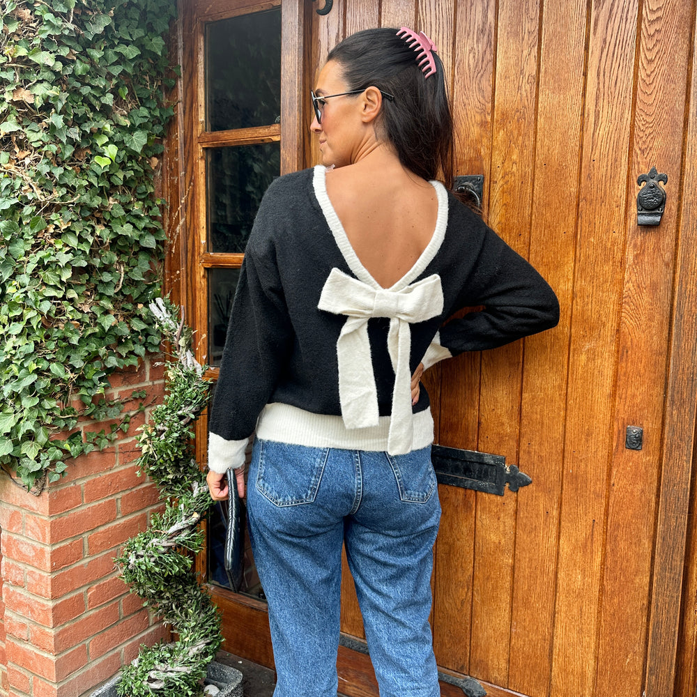 Peta Bow Jumper
