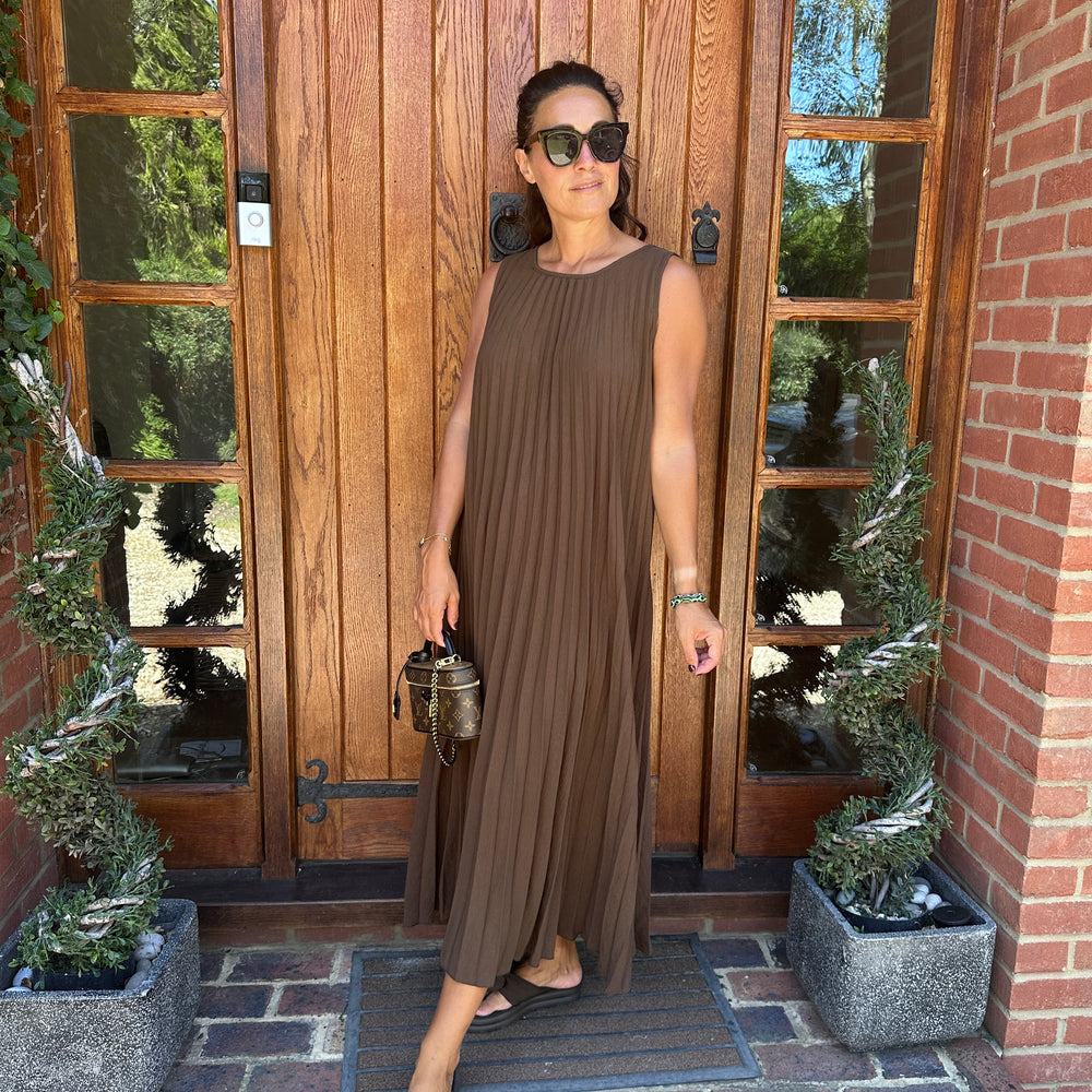 Mia Pleated Maxi
