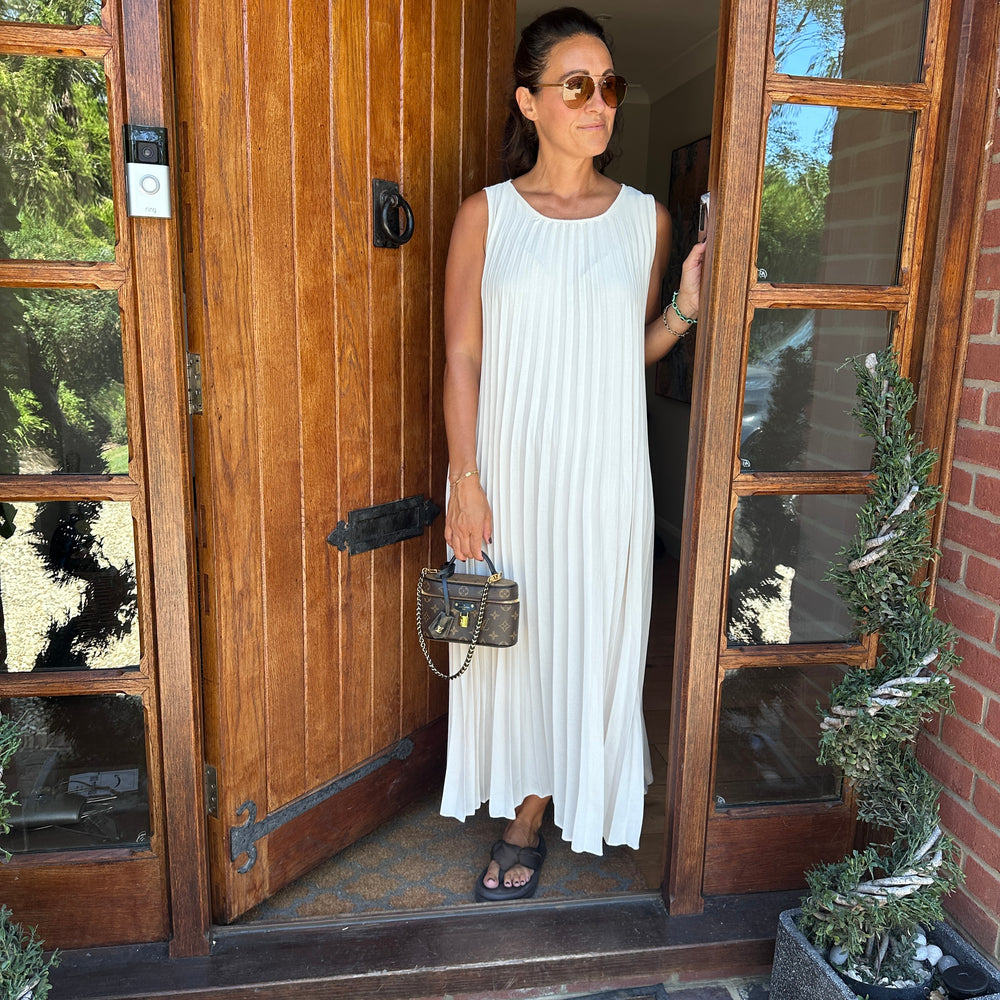 Mia Pleated Maxi