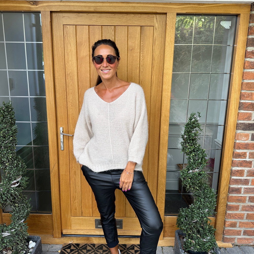 Cody Cosy Jumper - Blush Boutique Essex