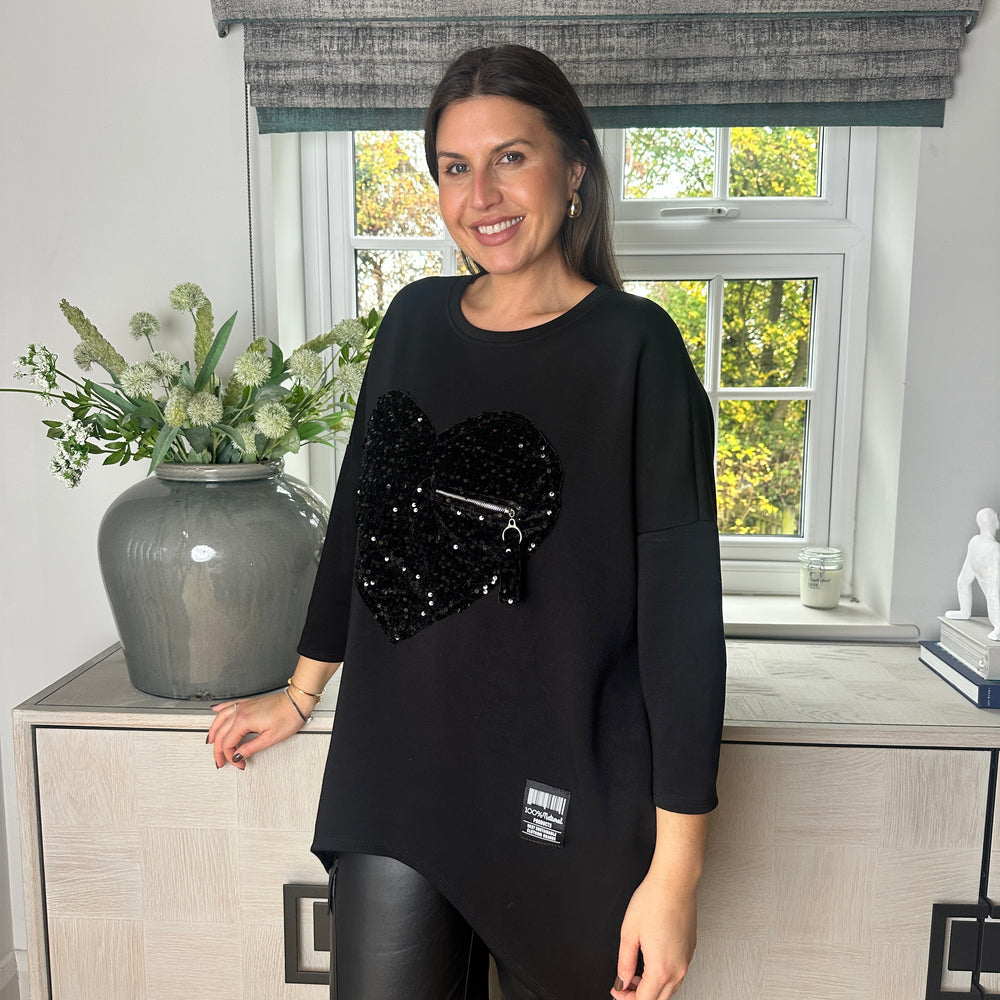 Howie Heart Sweatshirt - Blush Boutique Essex