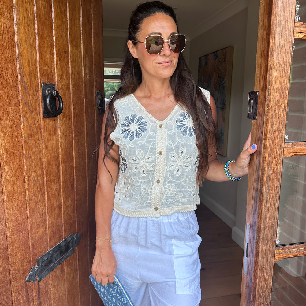 Daisy crochet waistcoat