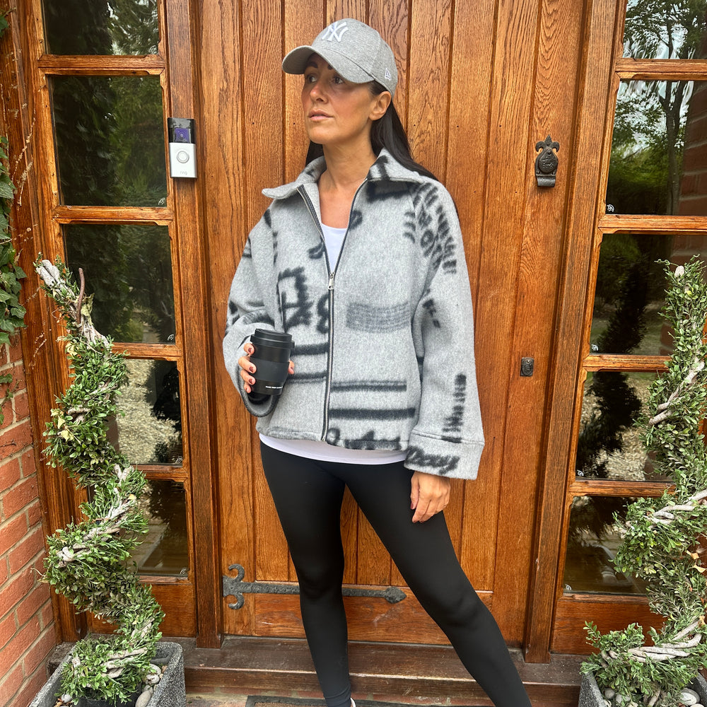 Zina Cape Bomber