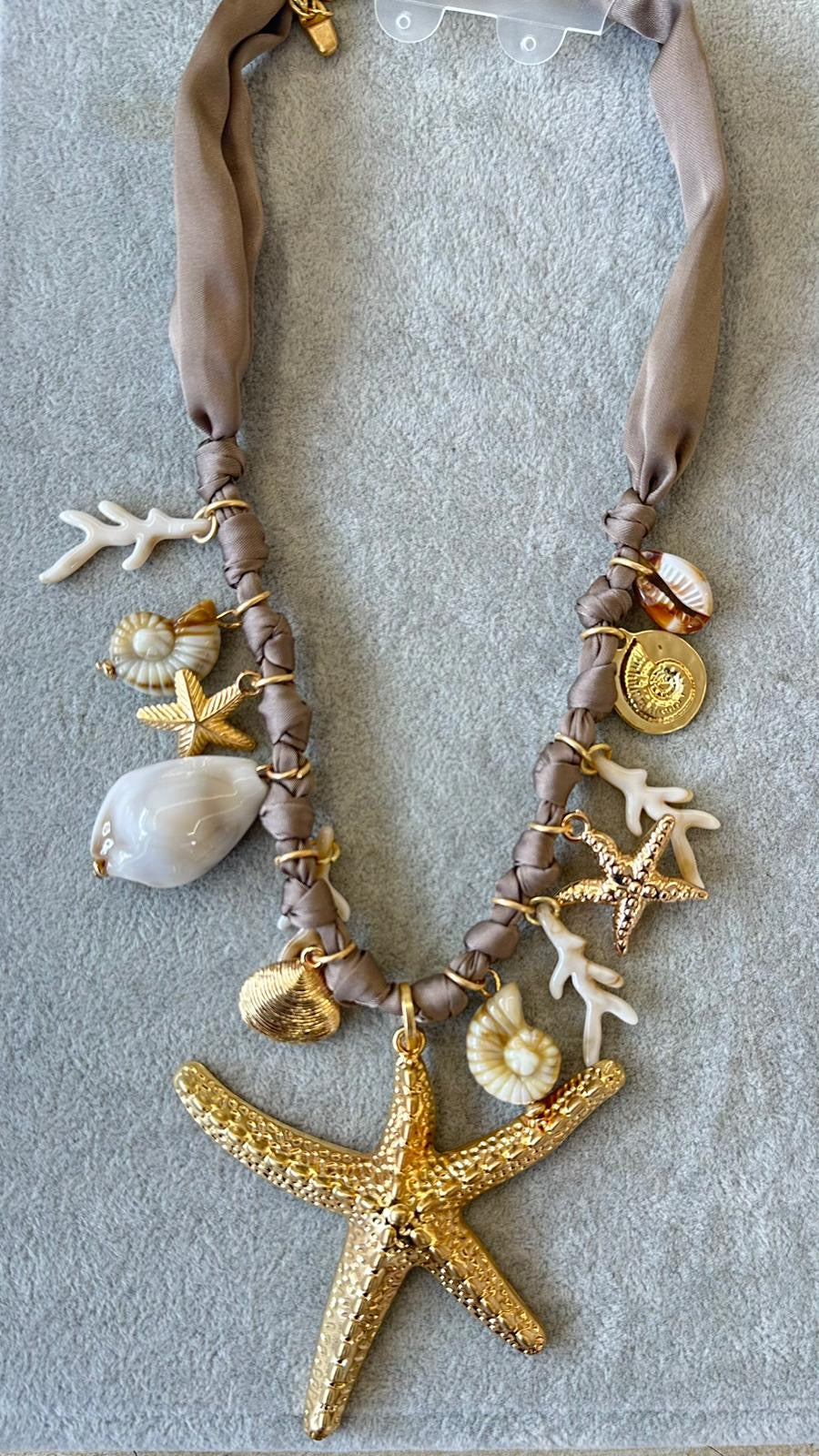 Tye Necklace