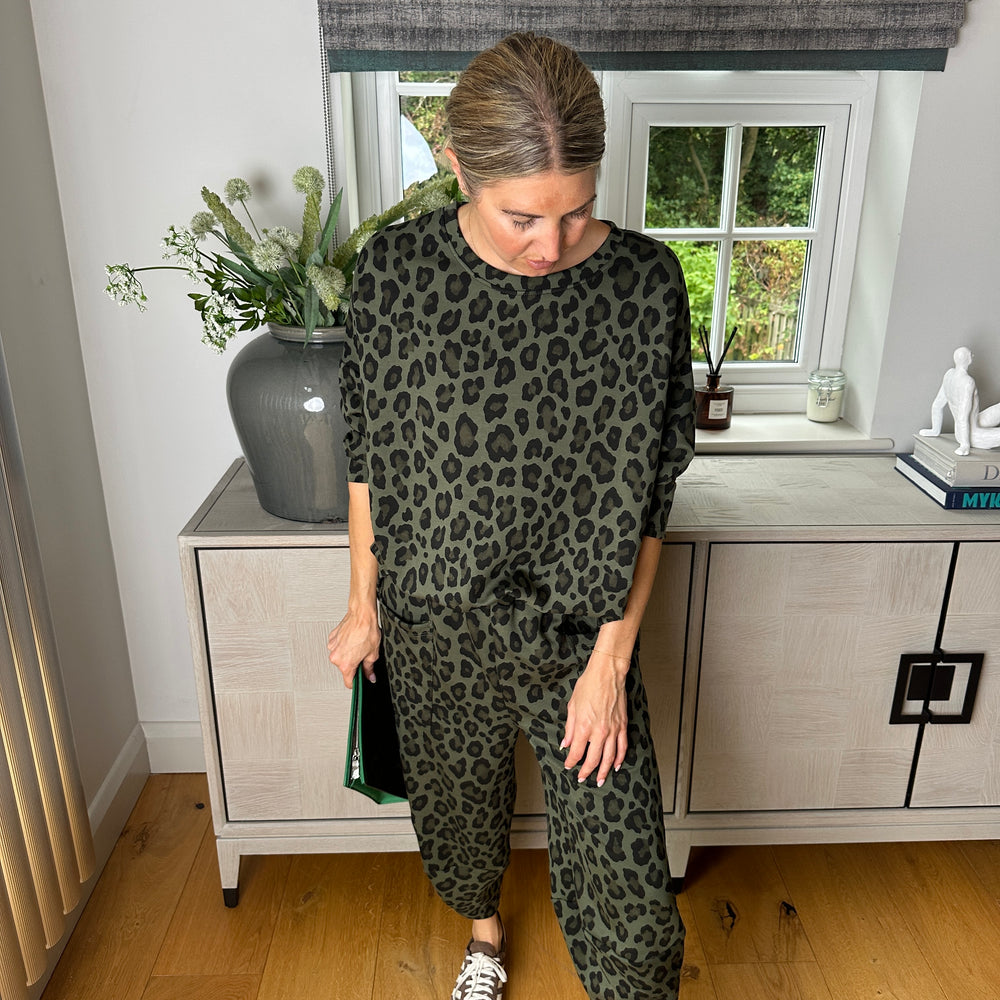 Leon Leopard Tracksuit