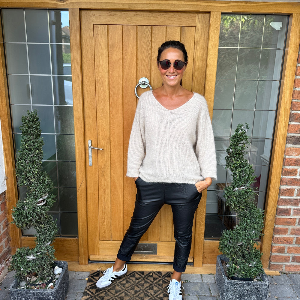 Cody Cosy Jumper - Blush Boutique Essex