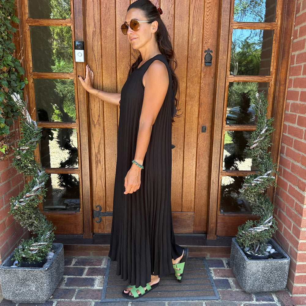 Mia Pleated Maxi