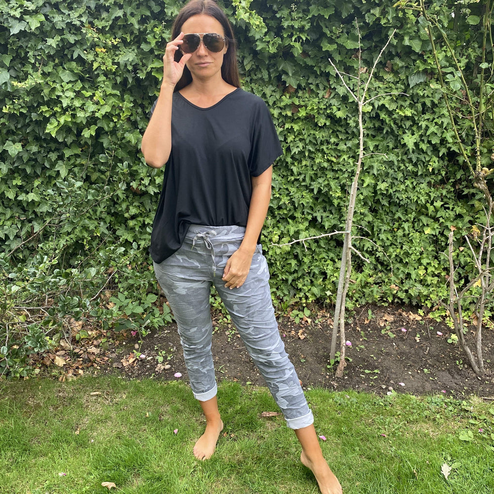Jamie Jersey T Shirt - Blush Boutique Essex