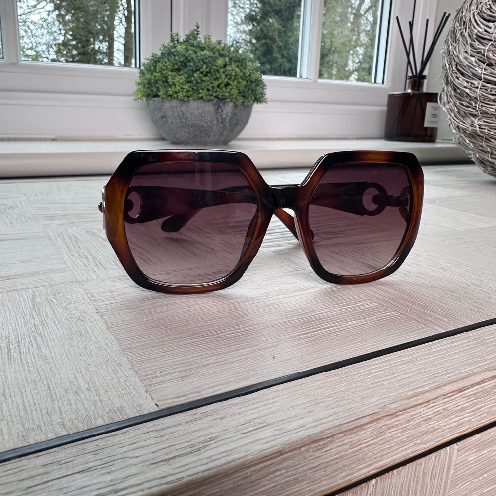 Marvel Oversized Sunglasses - Blush Boutique Essex