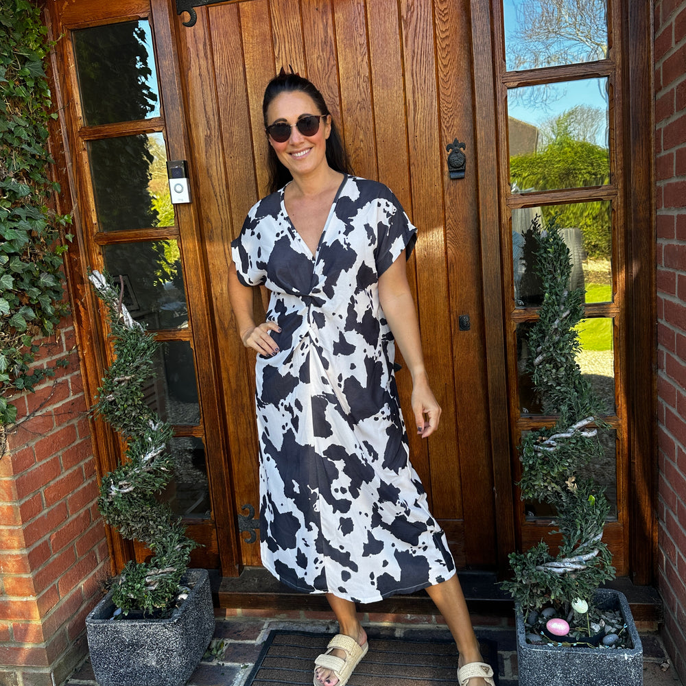 Daisy Knot Dress - Blush Boutique Essex