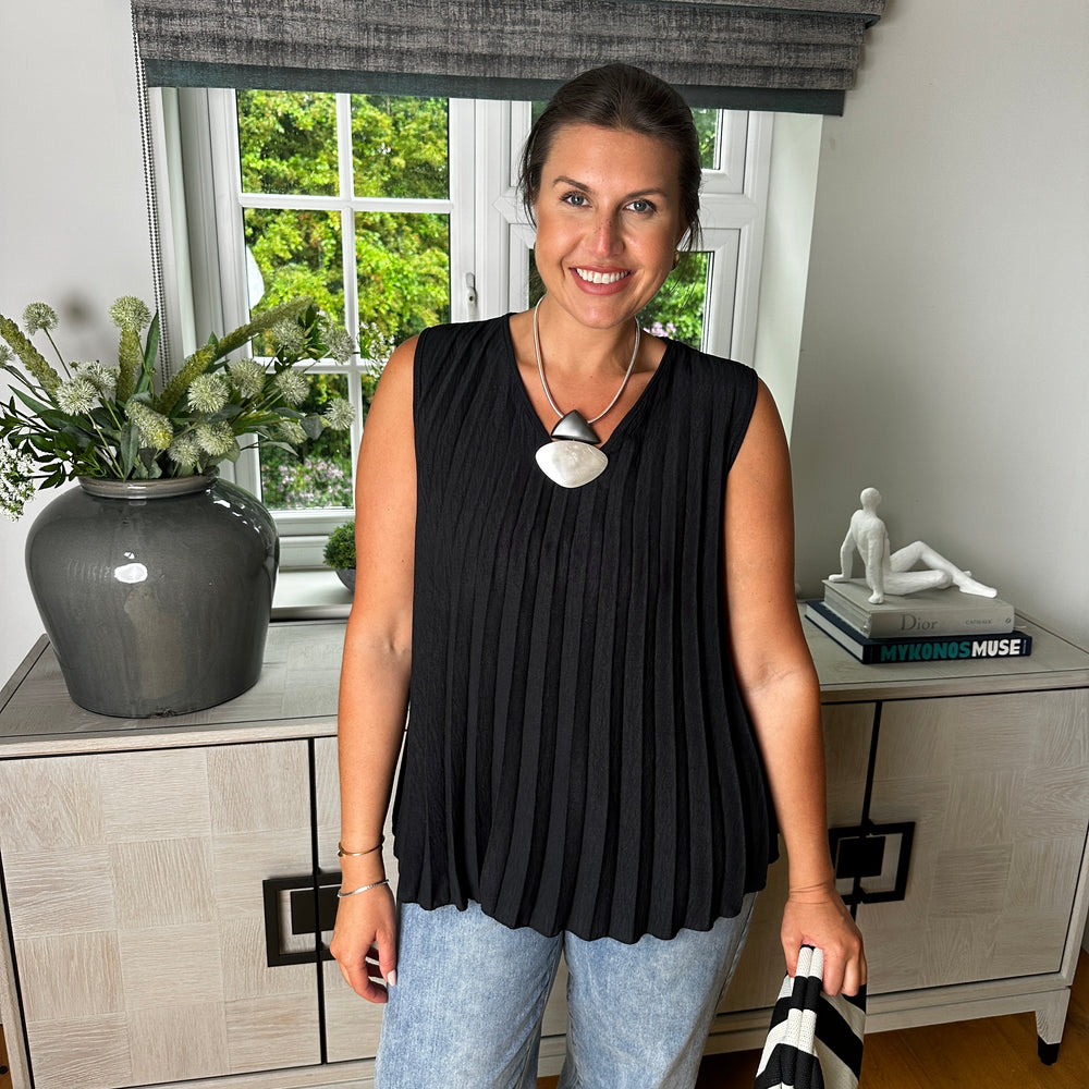 Tina Pleated Top