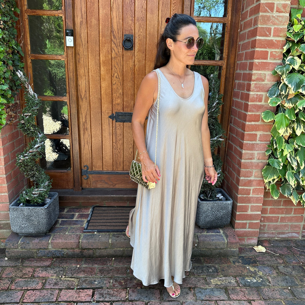 Claudia Satin Maxi
