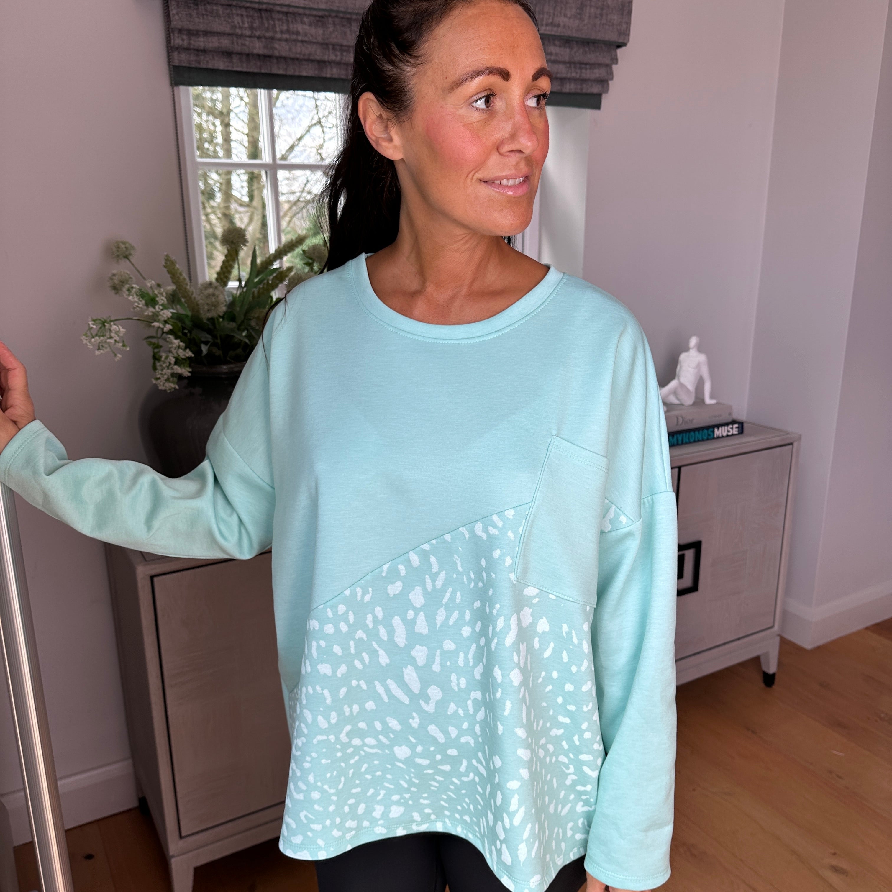 Teddi Sweatshirt - Blush Boutique Essex