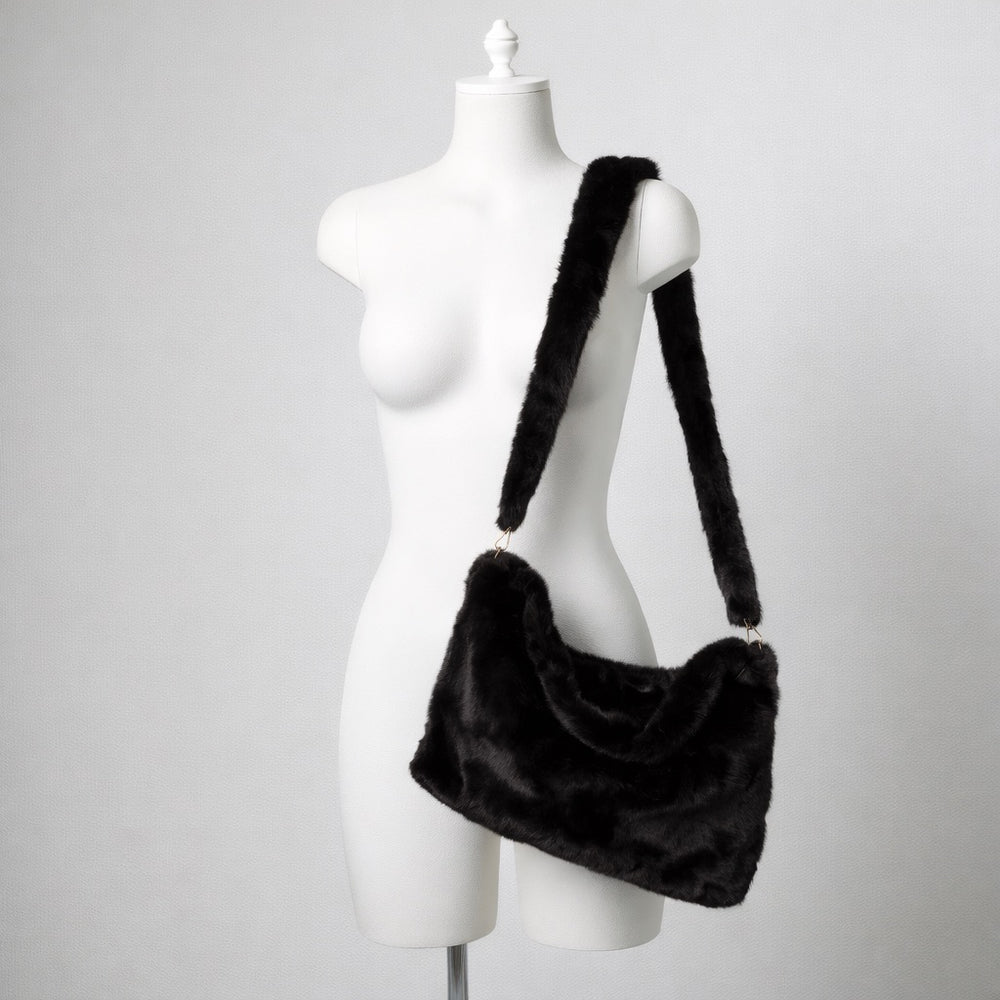 Halo Faux Fur Bag - Blush Boutique Essex