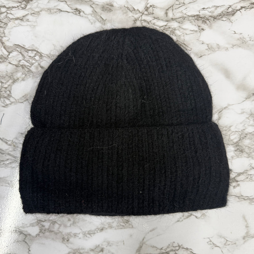 Beanie hat - Blush Boutique Essex