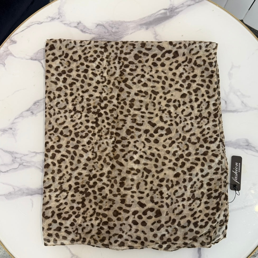 Leopard scarf