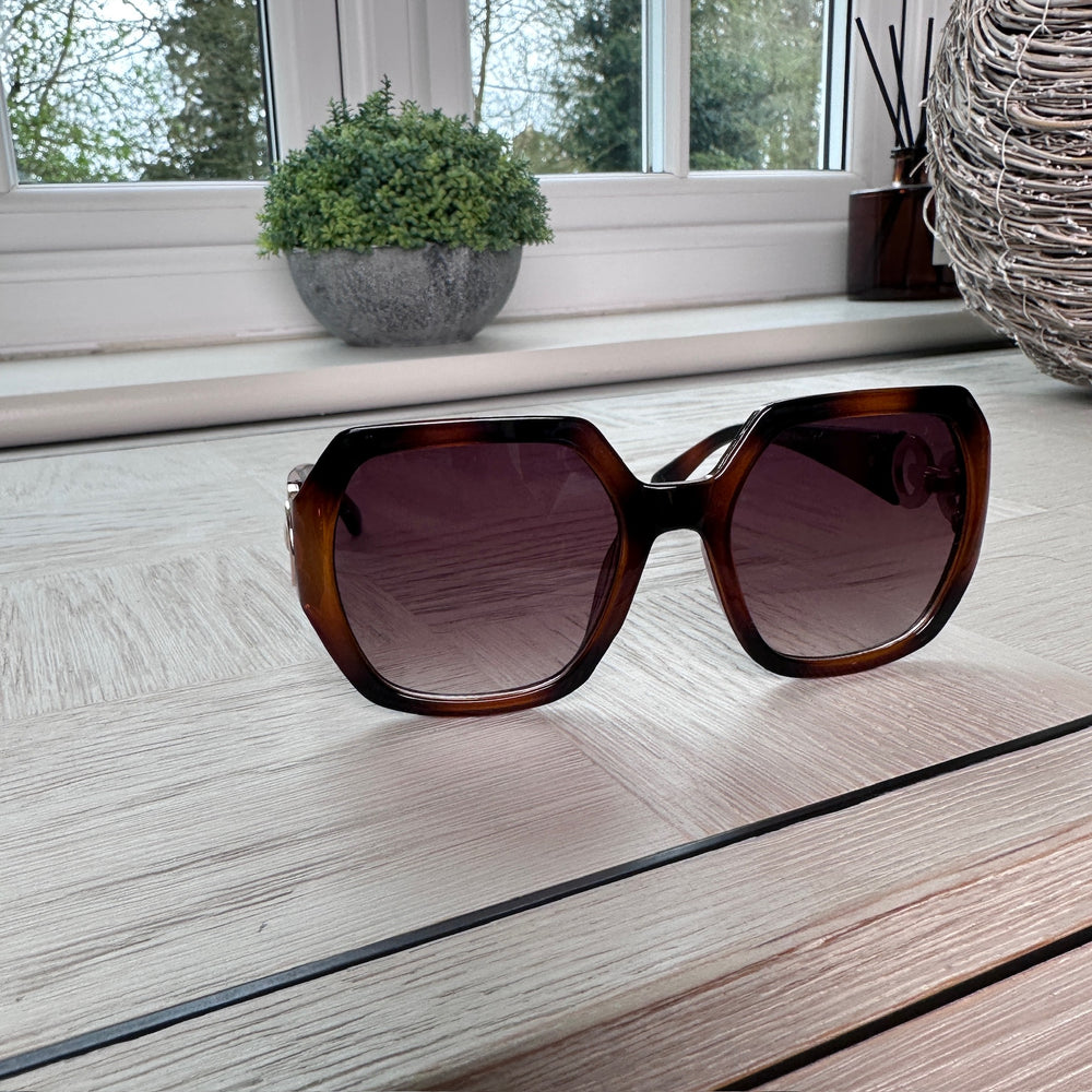 Marvel Oversized Sunglasses - Blush Boutique Essex