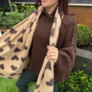 Holly heart scarf