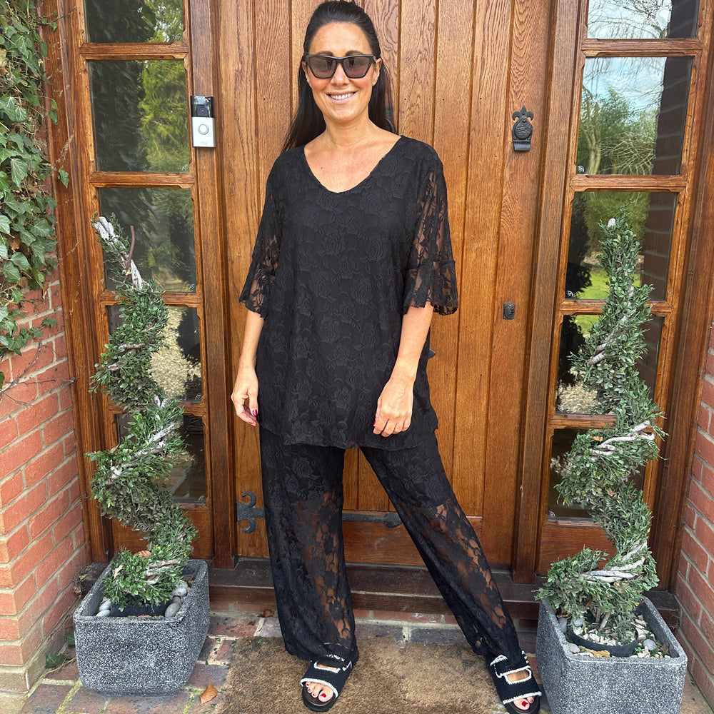 Donna Lace Top