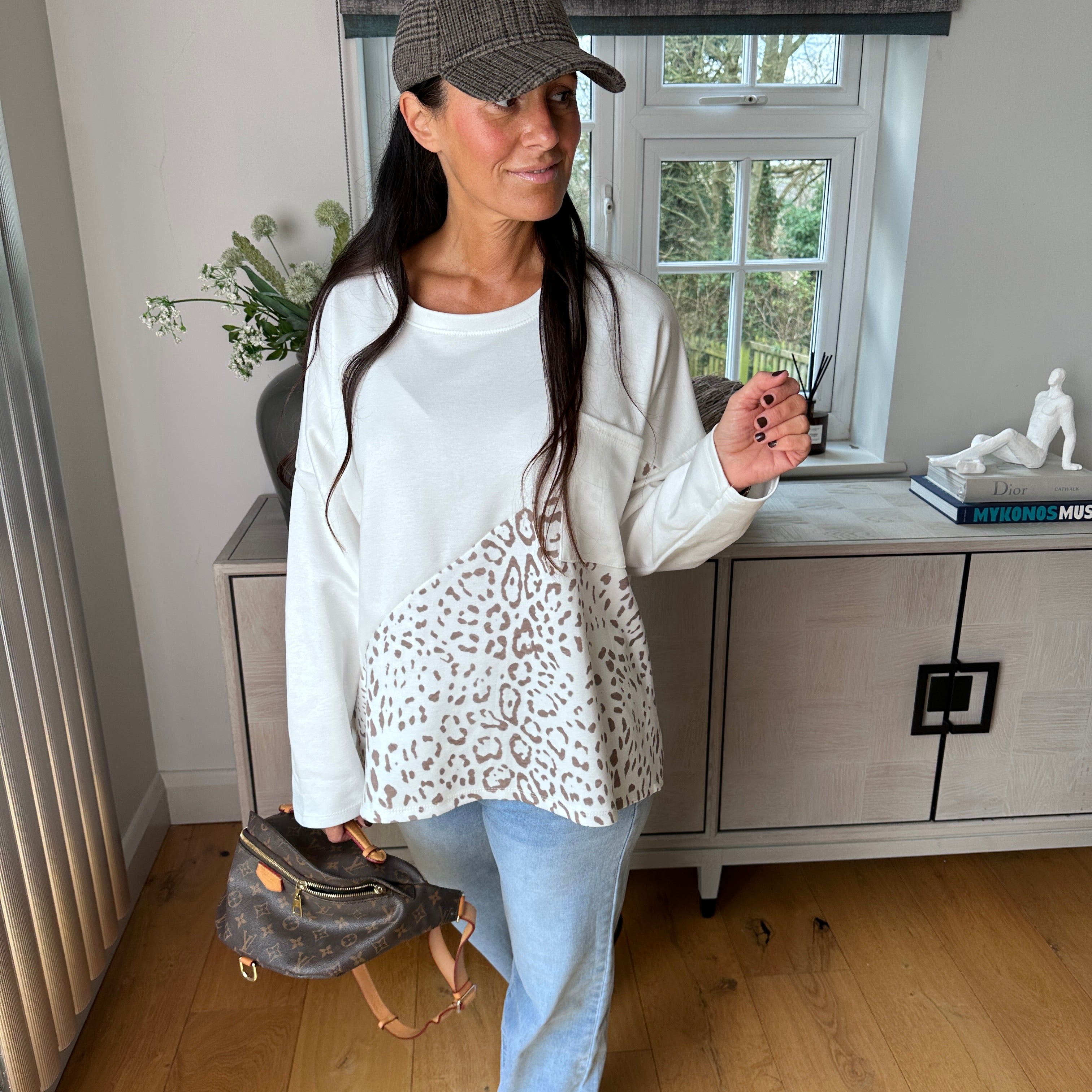 Teddi Sweatshirt - Blush Boutique Essex