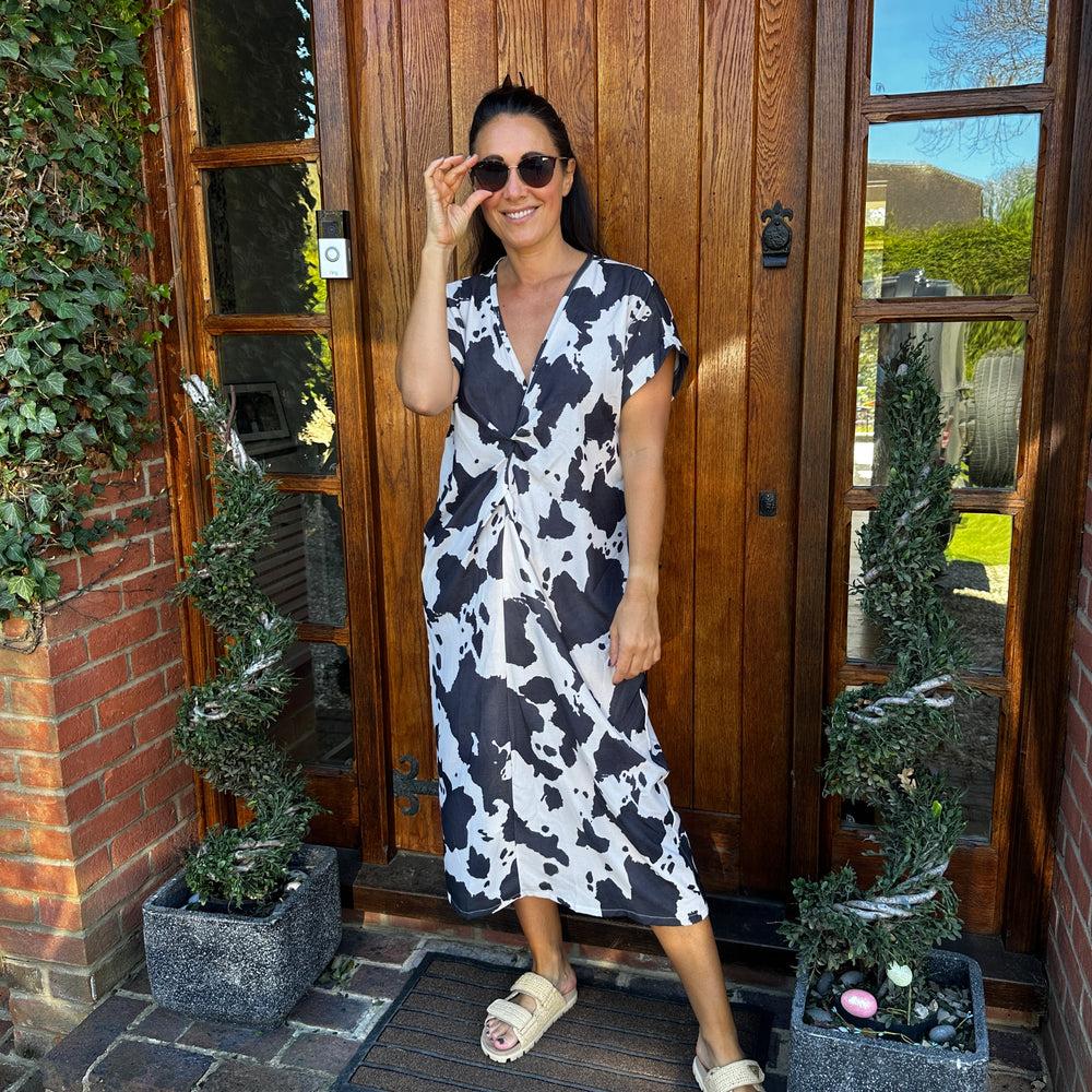 Daisy Knot Dress - Blush Boutique Essex