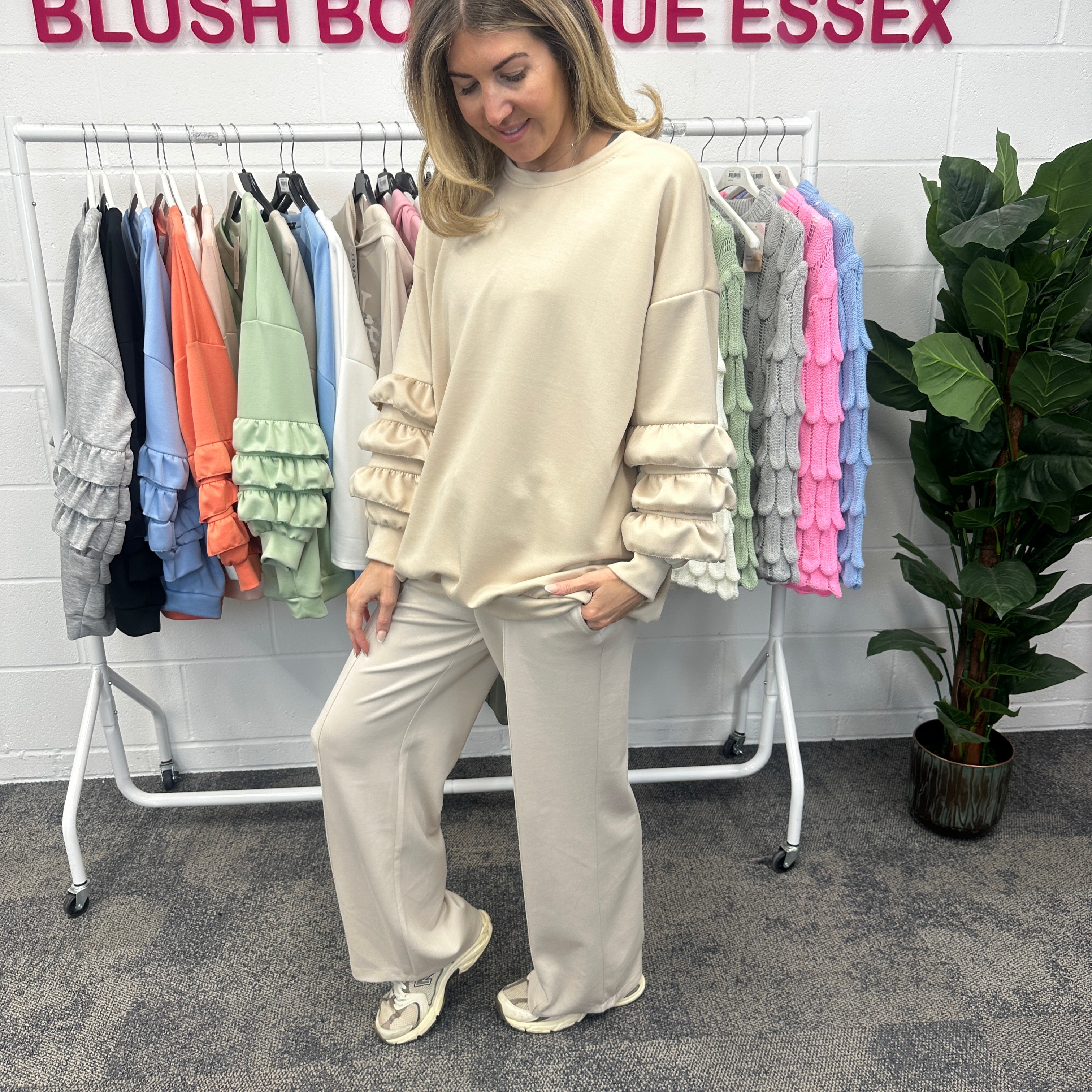 Juni Ruffle Sweatshirt - Blush Boutique Essex