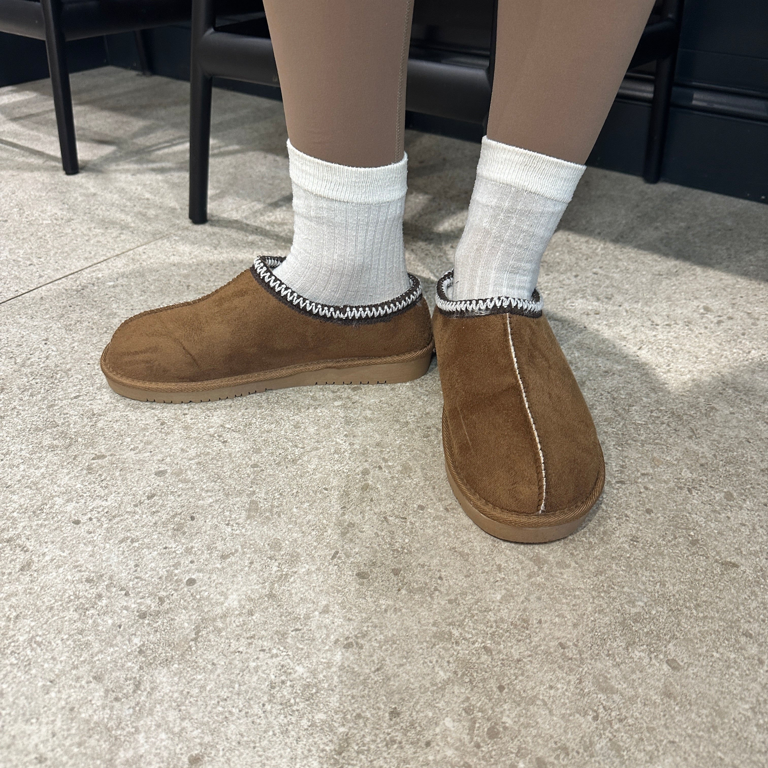 Kelly Snug Slipper Shoe Chestnut - Blush Boutique Essex