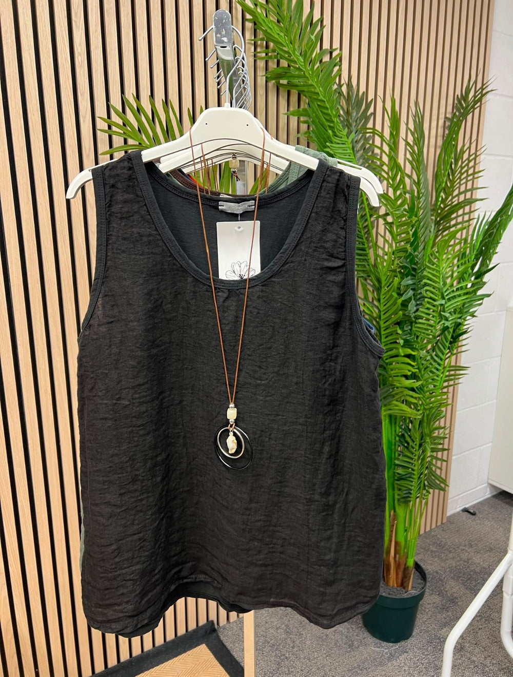Tate vest