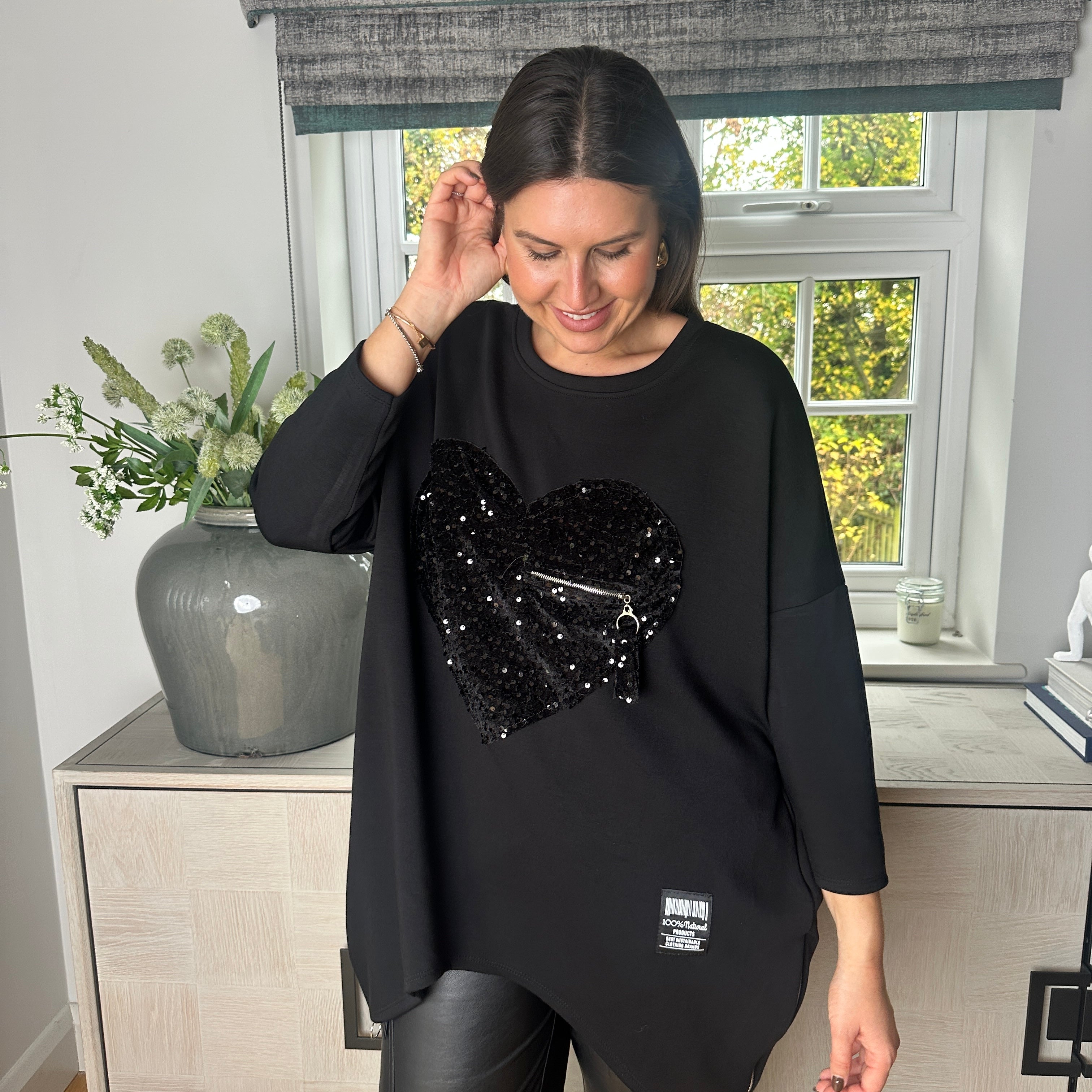 Howie Heart Sweatshirt - Blush Boutique Essex